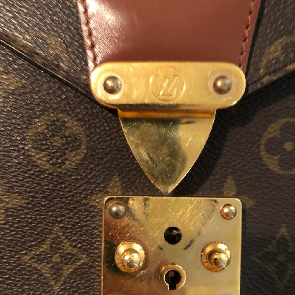 TODAY ONLY:Authentic Louis Vuitton Monceau Bag- AS IS- handle dirt signs of wear - Picture 5 of 17